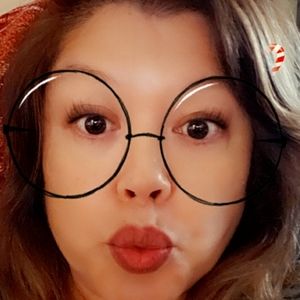 Meet your Posher, Carolyn